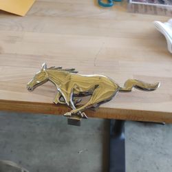 Mustang Emblem 
