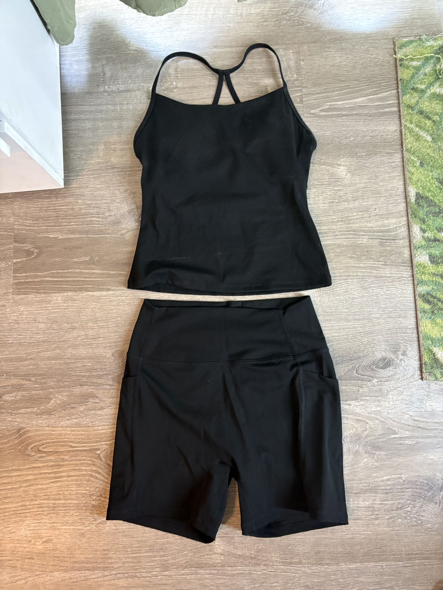Black Gym Set 