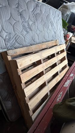 Free pallets