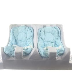 Table For Two Twin Feeding Seat 