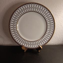 EXQUISITE VTG Wedgewood Renaissance Gold Bone China 10.5" Dinner Plate.
