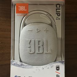 JBL Clip 4