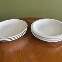 Pottery Barn Dinner Plates 