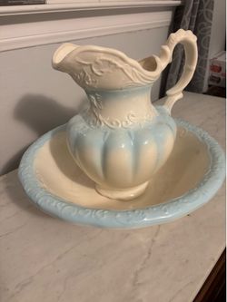 Vintage  Ceramic Wash Basin & Pitcher Set