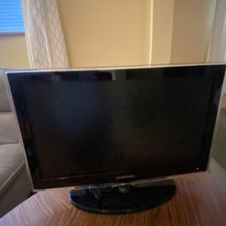 Samsung 450 Series 22" 720p LCD TV