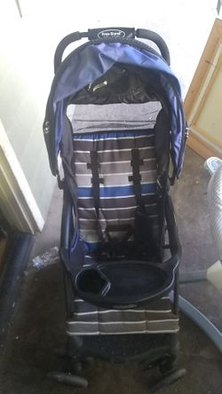 Freehand one fold baby stroller