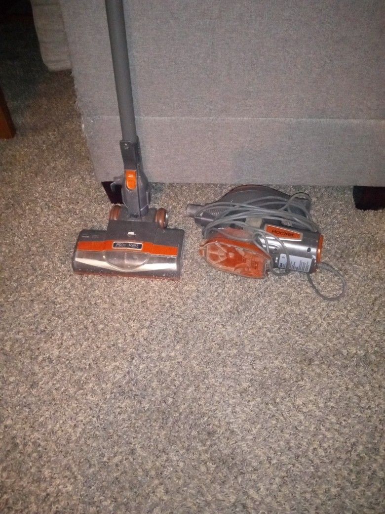 Shark/Rocket Vacuum