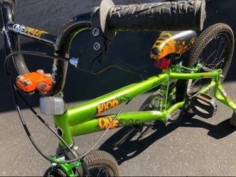 Avigo 18 inch one on sale eight bmx boy's bike