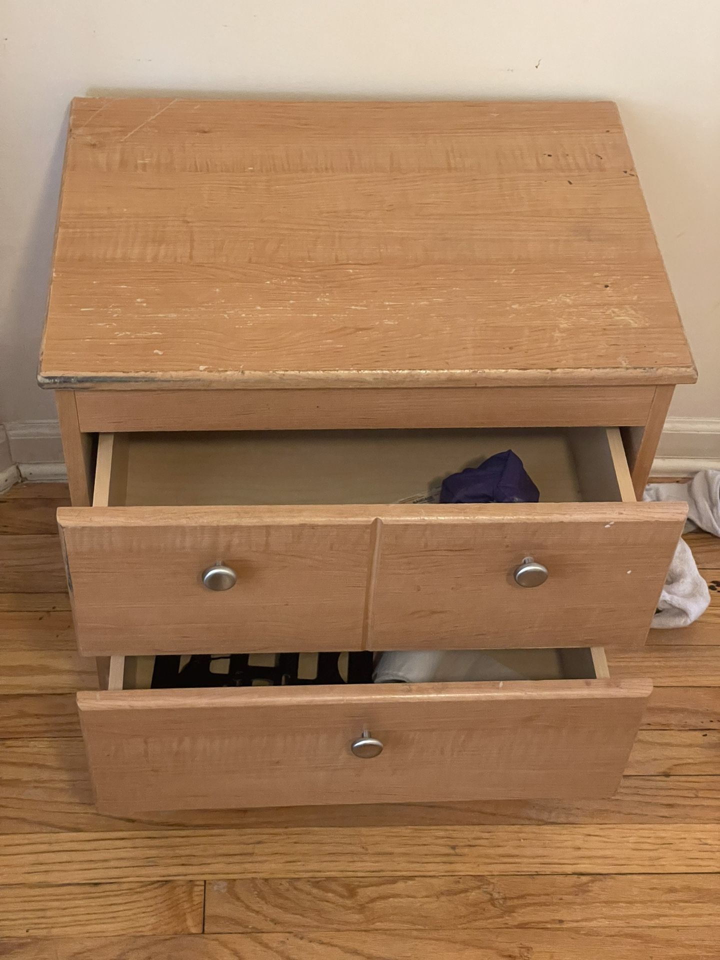Free Bedside Table - Pick Up Today!