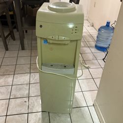 Water Dispenser GE Brand Hot And Cold