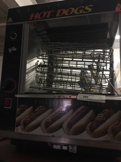 Hot dog cooker