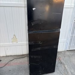 Apparmet Size Refrigerator/ Refrigerador Chico