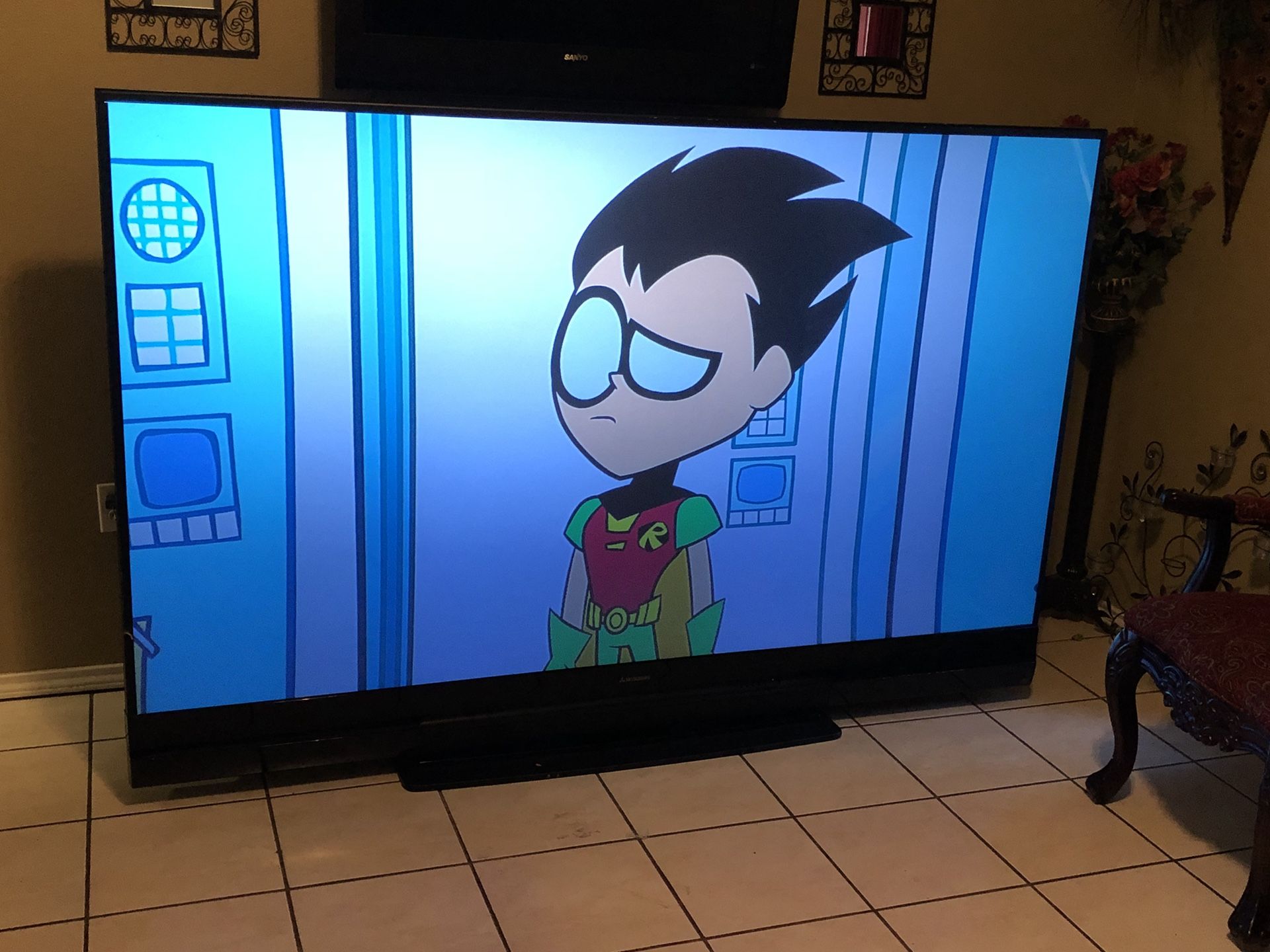 95 inch tv works good