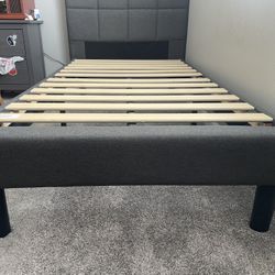 2 Twin Bed Frames