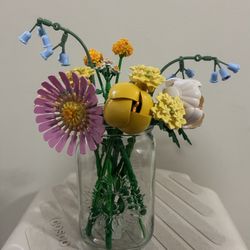 Lego The Botanical Collection Petite Sunny Bouquet #10347 CIB