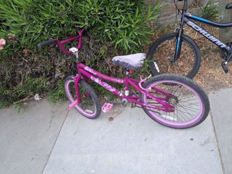 Kids bikes both 40$
