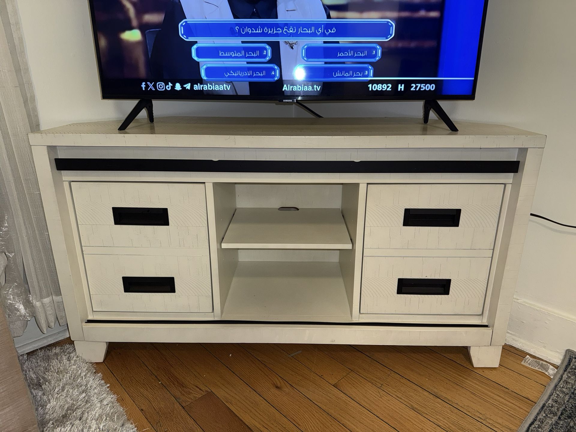WHITE TV SHELF