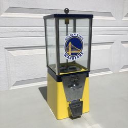 Large Working Warriors Gumball Machine 