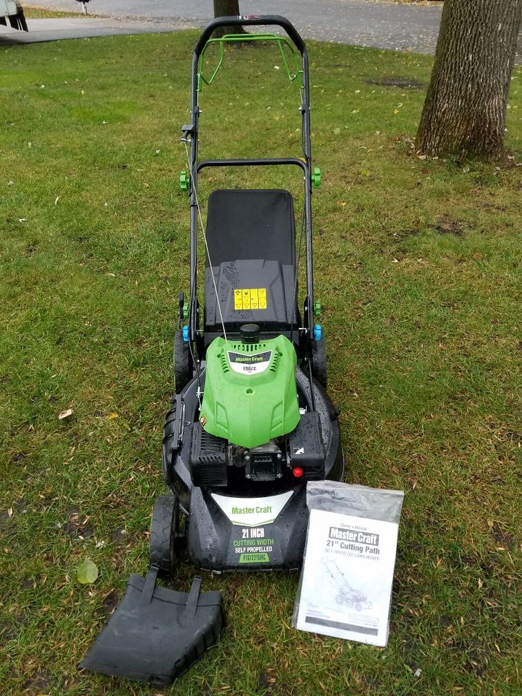 PPUMastercraft 21" self Propelled 3 in 1 lawn mower comes with