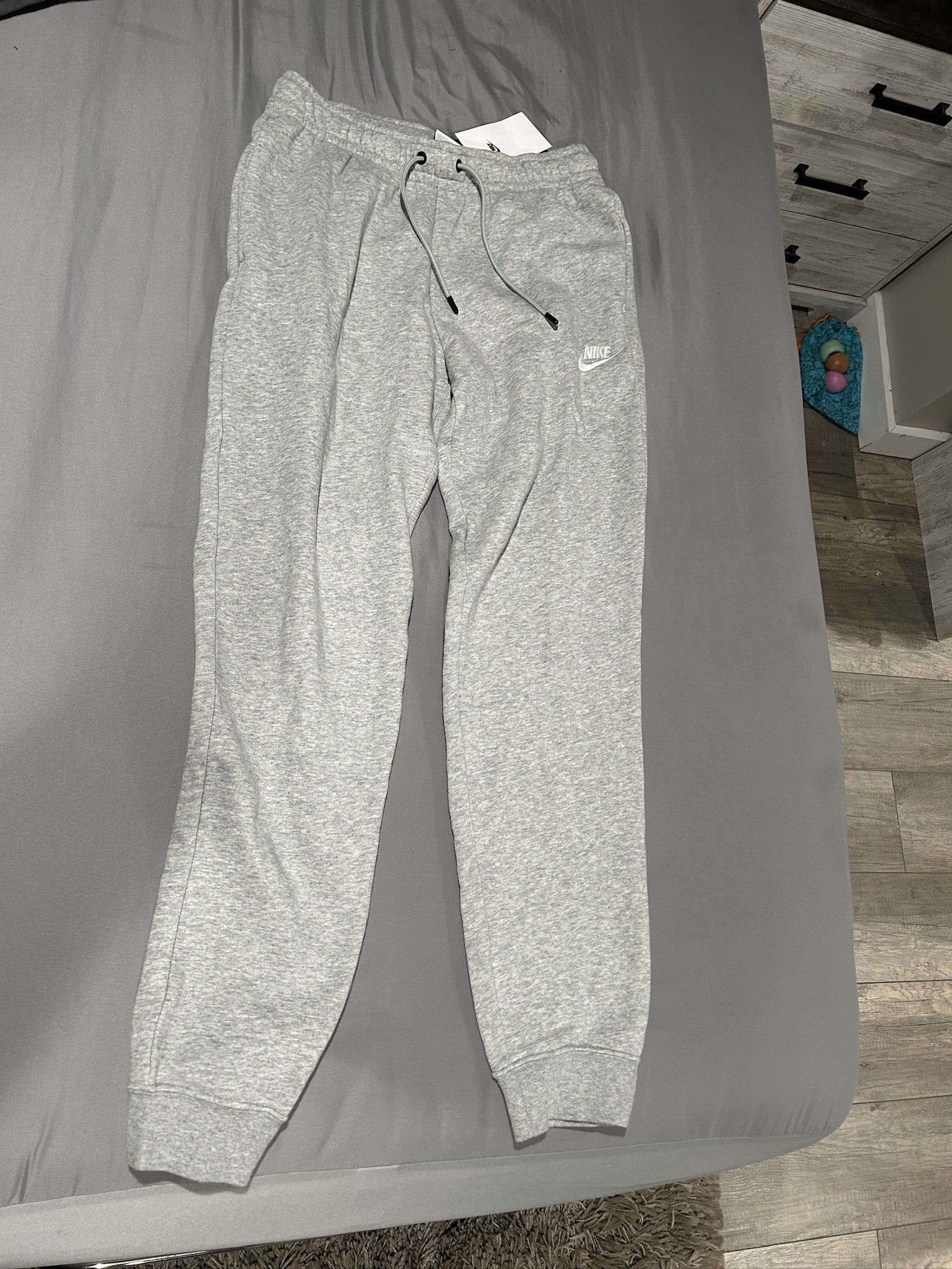 Nike Standard Fit Mid Ride Jogger Sweatpants New With Tags