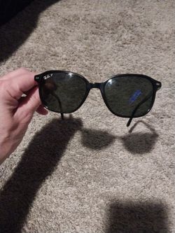 Ray ban