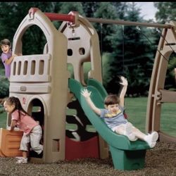 Step 2 Playhouse Climber Swing set With Slide
