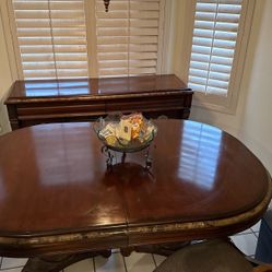Kitchen Table And Hutch Solid Wood 