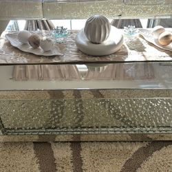 Coffees Table floating diamond