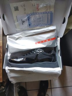 Prada men's soes