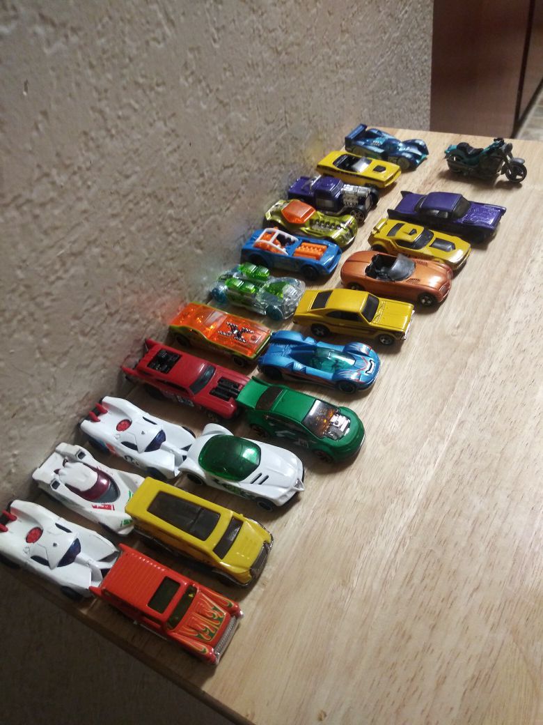 21 pc toy cars