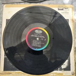 1 Capitol RECORD THE BEATLES . 1 RECORD. Rhopsody White 