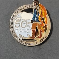 Vtg 1985 Anchorage Alaska 50th Anniversary Fur Rendezvous Lapel Pin