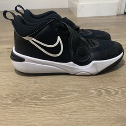 Nike Basketball Sneakers 