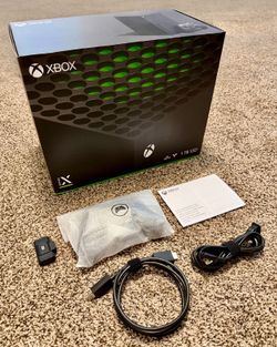 Microsoft Xbox Series X 1TB Disc Edition Complete in Box Excellent Condition.