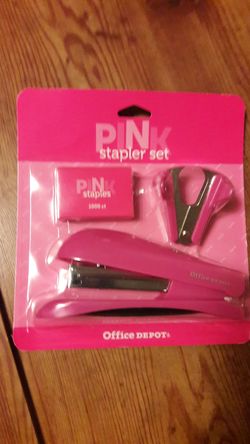 New pink stapler set.