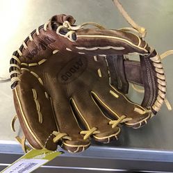Wilson A1000 Baseball Glove 11.5” 