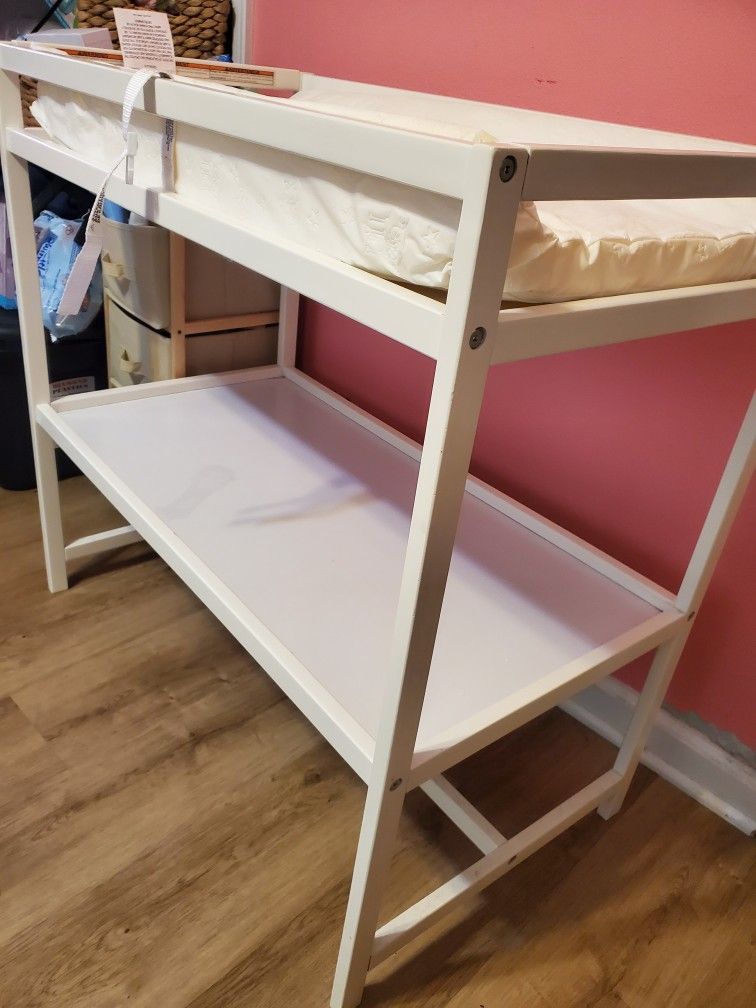 baby changing table