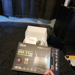 ASUS AC1900 WiFi Router (RT-AC68U)