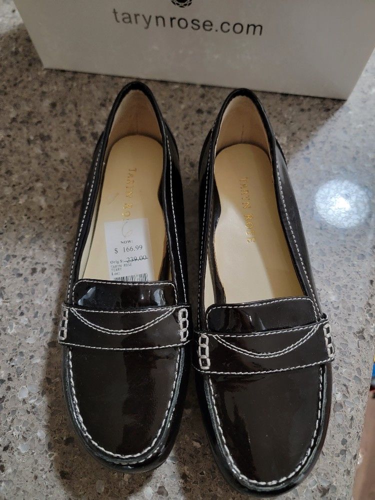 Taryn Rose Black Shoes Size 6M Women s shoes