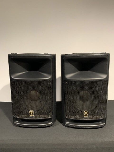 Yamaha msr400 Watt Powered 12" Speakers Monitors Biamp