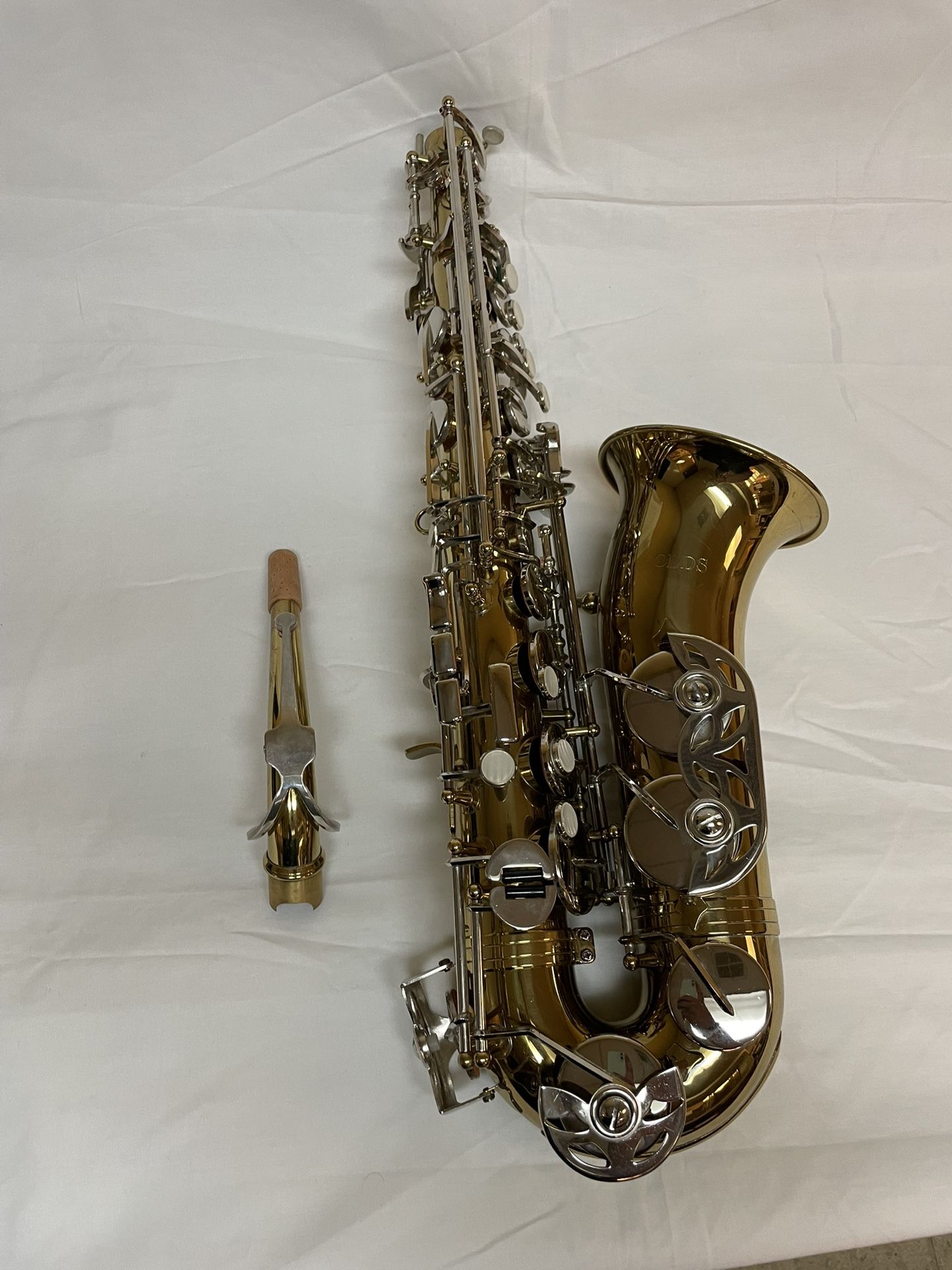 OLDS Alto Saxophone (Signs Of Some Wear)