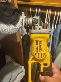 Dewalt grinder and 20v battery