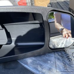 Custom Mirrors Towing 