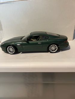 1/18 scale Diecast car