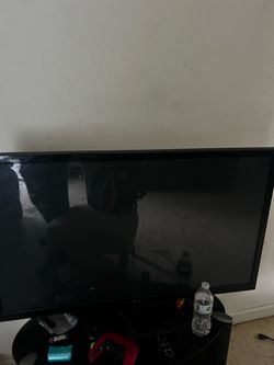 LG Flat Screen TV