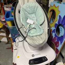 4Moms Swing - Working Condition, Used