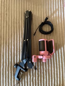 Fifine Pink USB Microphone with Boom Arm