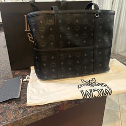 MCM Shopper Bag   Medium Black Brand New 