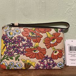 Coach Floral Garden Corner Zip Wristlet 