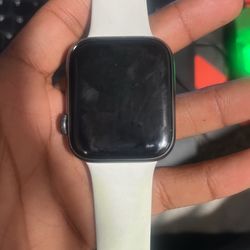 Apple Watch SE 2